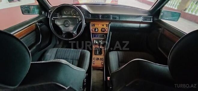 Mercedes E 250 1994, 274,030 km - 2.5 л - Masallı