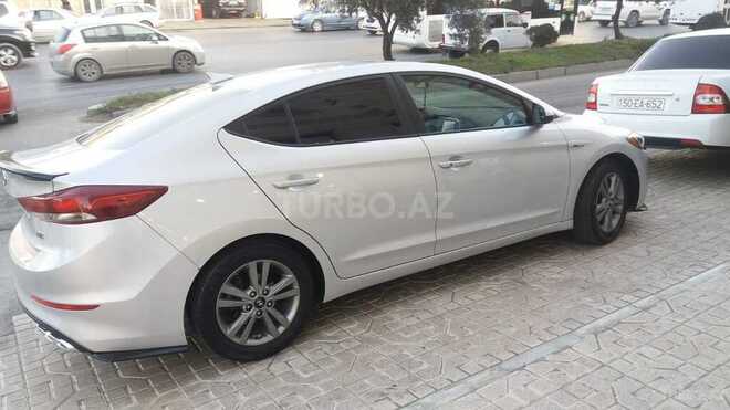 Hyundai Elantra 2018, 37,000 km - 2.0 l - Bakı