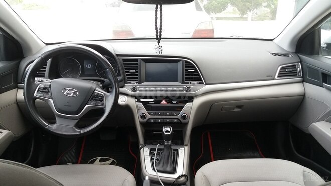 Hyundai Elantra 2018, 37,000 km - 2.0 l - Bakı