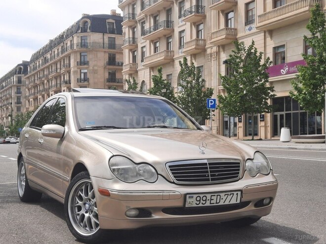 Mercedes C 240 2003, 313,000 km - 2.6 l - Bakı