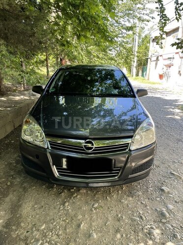 Opel Astra 2009, 153,000 km - 1.4 l - Bərdə