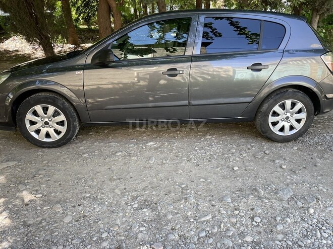 Opel Astra 2009, 153,000 km - 1.4 l - Bərdə