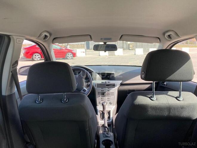 Opel Astra 2009, 153,000 km - 1.4 l - Bərdə