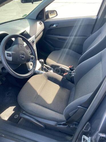 Opel Astra 2009, 153,000 km - 1.4 l - Bərdə