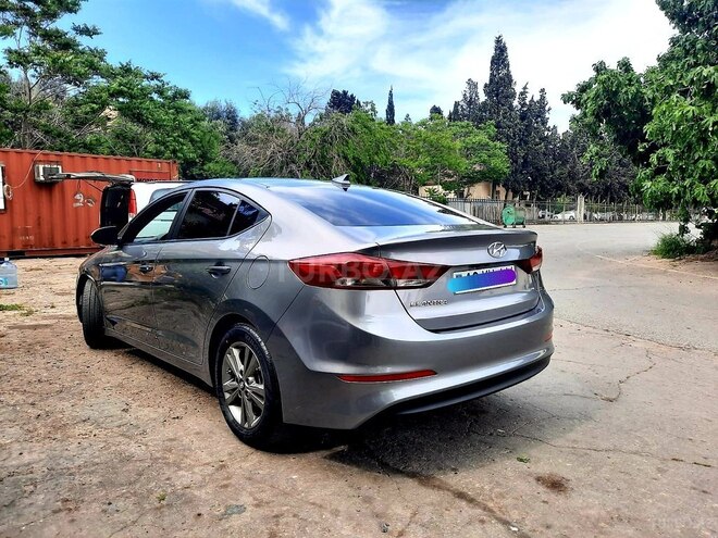 Hyundai Elantra 2017, 45,000 km - 2.0 l - Bakı
