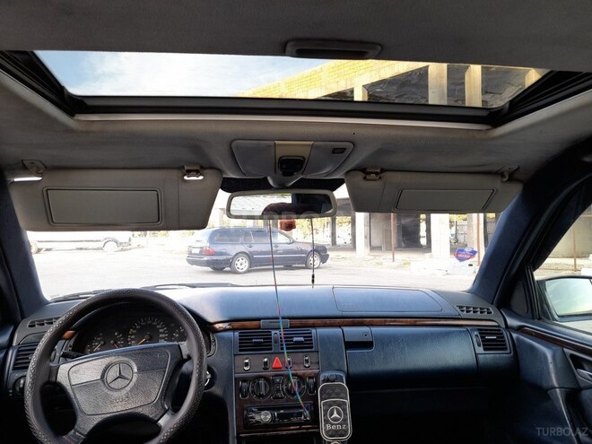 Mercedes E 200 1998, 397,000 km - 2.0 l - Bakı