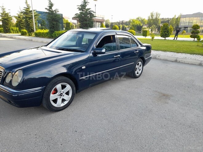 Mercedes E 200 1998, 397,000 km - 2.0 l - Bakı
