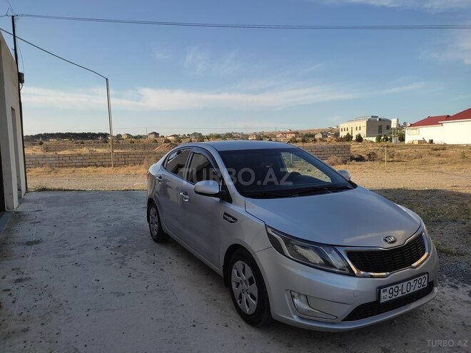 Kia Rio 2013, 230,000 km - 1.4 l - Bakı