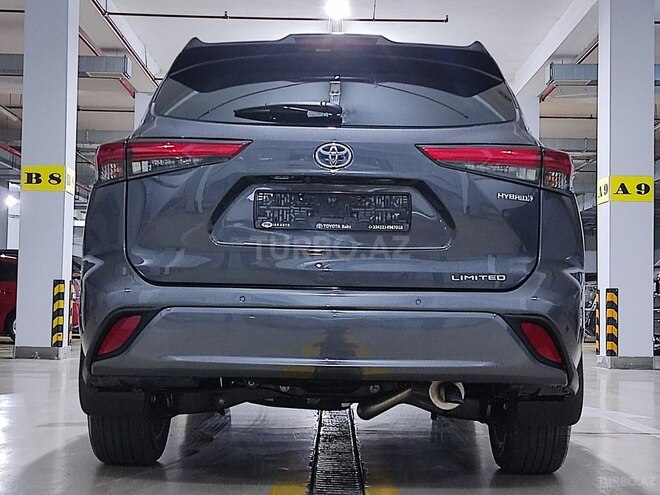 Toyota Highlander 2021, 8,800 km - 2.5 л - Bakı