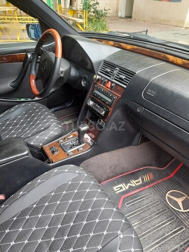 Mercedes C 240 1997, 321,000 km - 2.4 л - Bakı