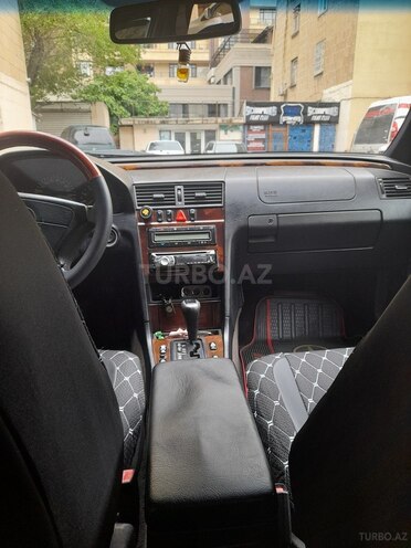 Mercedes C 240 1997, 321,000 km - 2.4 л - Bakı