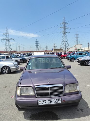Mercedes E 250 1994, 499,999 km - 2.5 l - Bakı