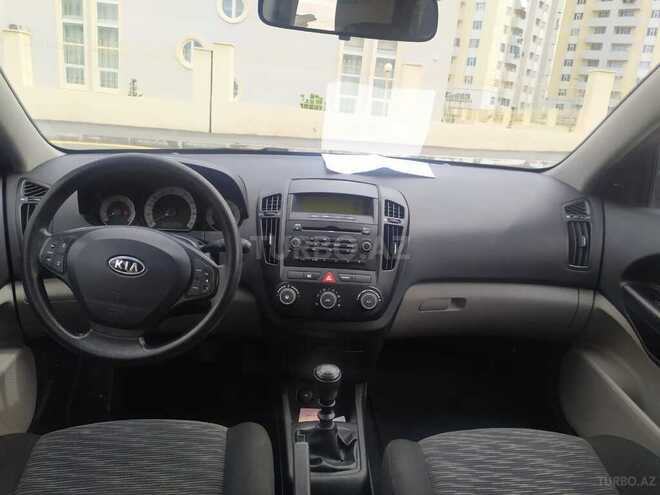 Kia Ceed 2009, 272,000 km - 1.4 l - Bakı