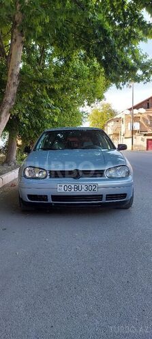 Volkswagen Golf 1998, 270,180 km - 1.8 l - Yevlax