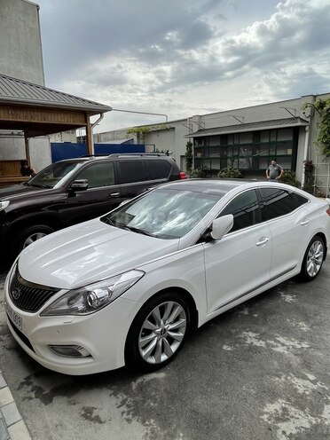 Hyundai Grandeur 2013, 220,000 km - 3.0 л - Bakı
