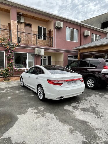 Hyundai Grandeur 2013, 220,000 km - 3.0 л - Bakı