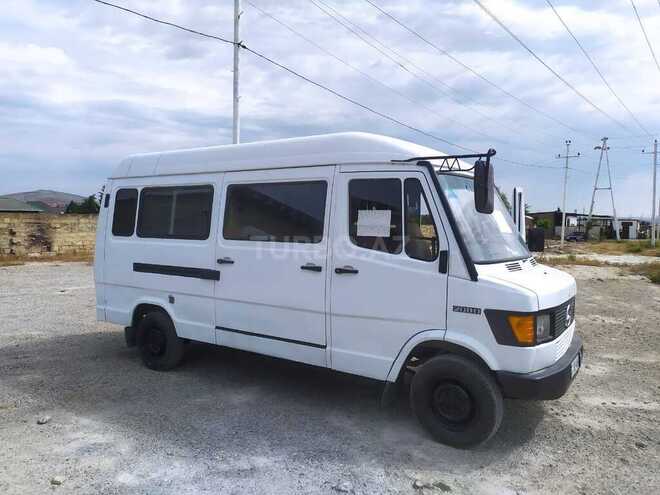 Mercedes 208 D 1991, 450,000 km - 2.3 л - Bakı