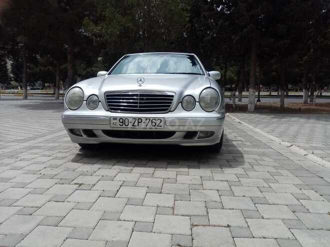 Mercedes E 260 2001, 222,000 km - 2.6 l - Sumqayıt
