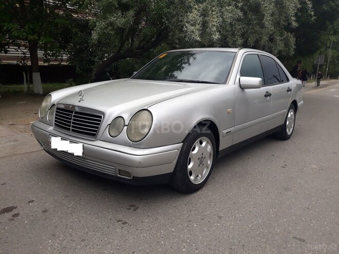 Mercedes E 230 1996, 45,517 km - 2.3 л - Sumqayıt