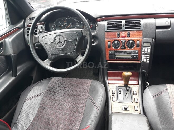 Mercedes E 230 1996, 45,517 km - 2.3 л - Sumqayıt