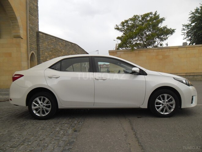 Toyota Corolla 2015, 89,000 km - 1.6 l - Bakı