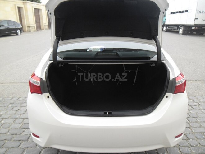 Toyota Corolla 2015, 89,000 km - 1.6 l - Bakı