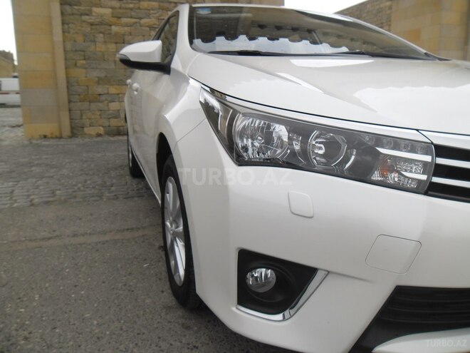 Toyota Corolla 2015, 89,000 km - 1.6 l - Bakı