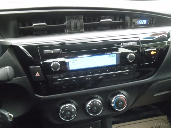 Toyota Corolla 2015, 89,000 km - 1.6 l - Bakı