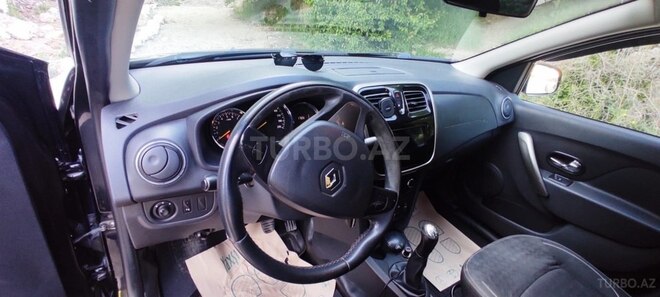 Renault Logan 2014, 263,000 km - 1.6 л - Quba