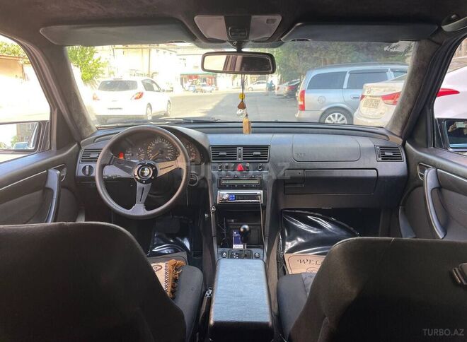 Mercedes C 200 2000, 289,683 km - 2.0 l - Xırdalan