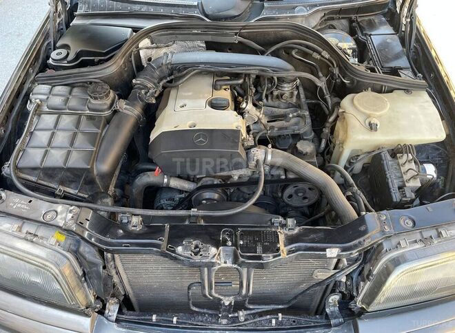 Mercedes C 200 2000, 289,683 km - 2.0 l - Xırdalan