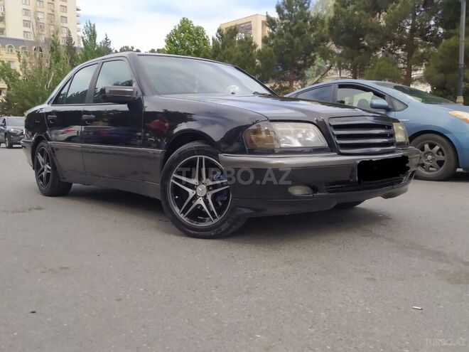 Mercedes C 200 2000, 289,683 km - 2.0 l - Xırdalan