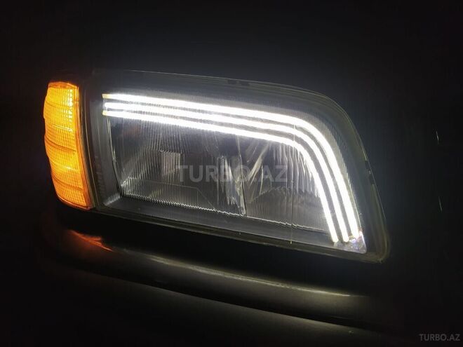 Mercedes C 200 2000, 289,683 km - 2.0 l - Xırdalan