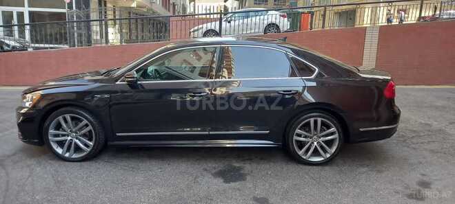 Volkswagen Passat 2017, 120,000 km - 1.8 л - Bakı