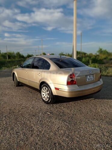 Volkswagen Passat 2001, 360,000 km - 1.8 l - Saatlı