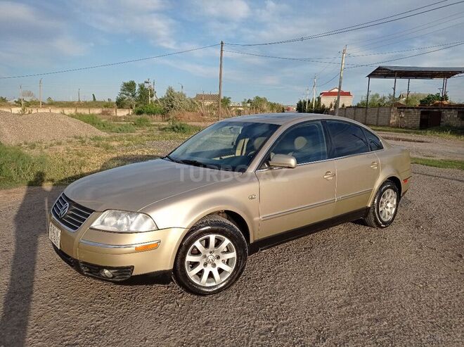 Volkswagen Passat 2001, 360,000 km - 1.8 l - Saatlı