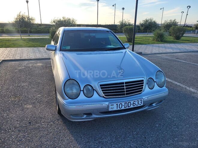 Mercedes E 240 2000, 380,000 km - 2.6 l - Bakı