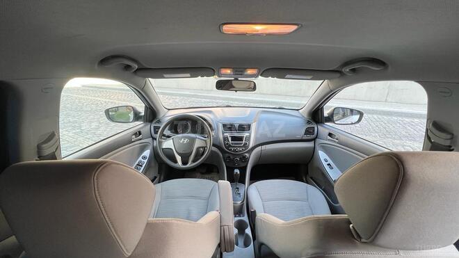 Hyundai Accent 2015, 57,000 km - 1.6 л - Bakı