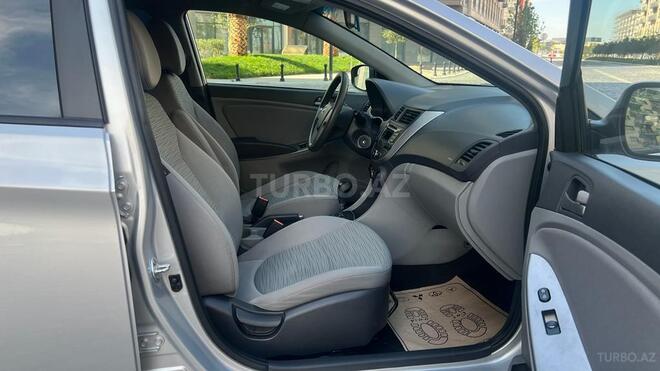 Hyundai Accent 2015, 57,000 km - 1.6 л - Bakı