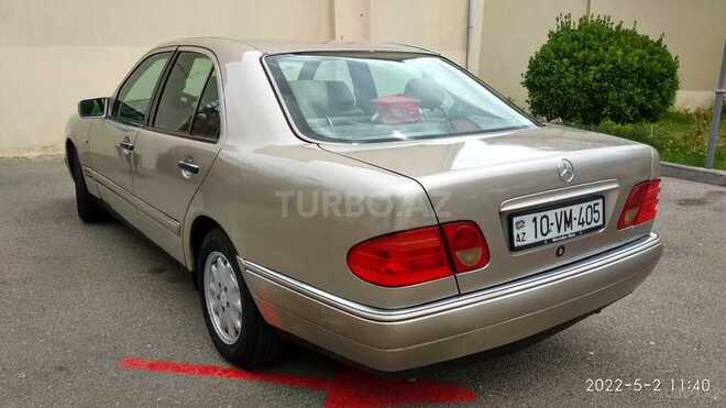 Mercedes E 230 1996, 292,487 km - 2.3 l - Bakı