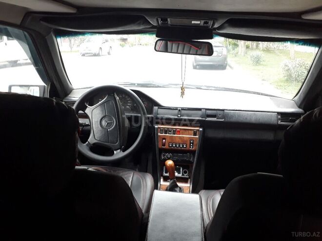 Mercedes E 250 1991, 457,000 km - 2.5 l - Bakı