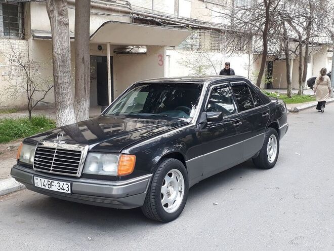 Mercedes E 250 1991, 457,000 km - 2.5 l - Bakı