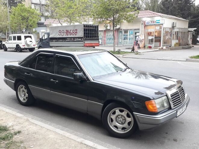 Mercedes E 250 1991, 457,000 km - 2.5 l - Bakı