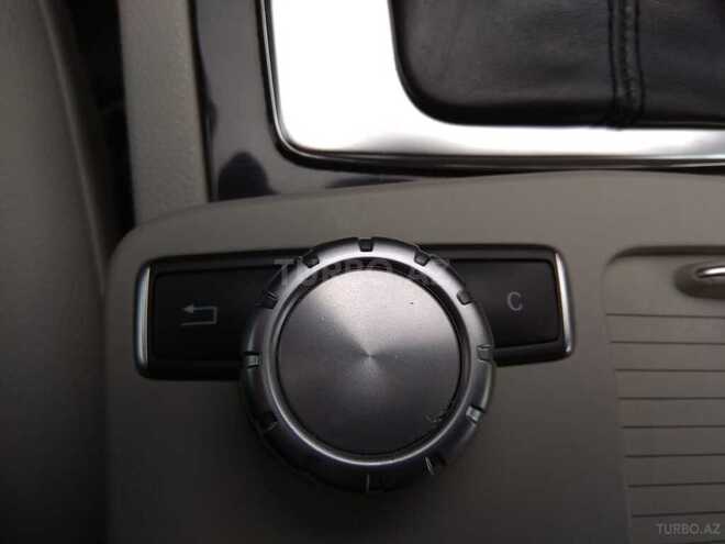 Mercedes C 220 2011, 240,000 km - 2.2 l - Bakı