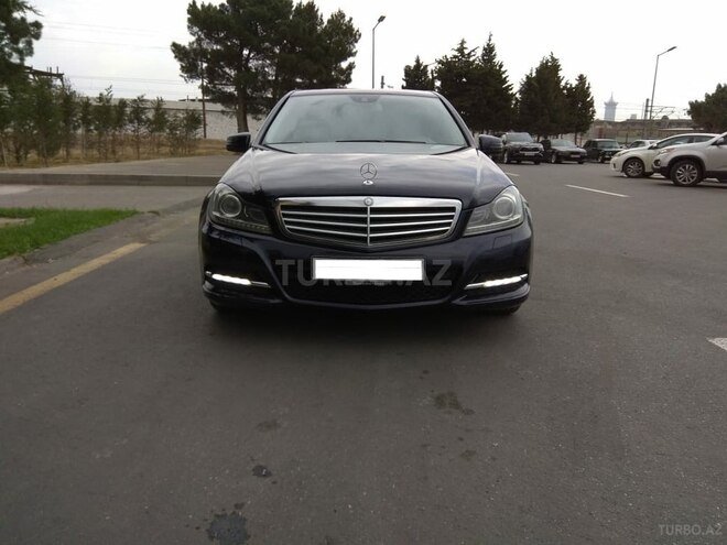Mercedes C 220 2011, 240,000 km - 2.2 l - Bakı