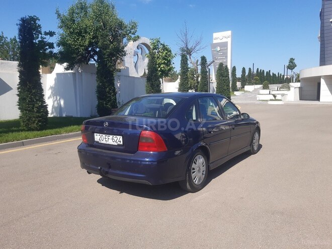 Opel Vectra 1999, 290,000 km - 2.0 l - Tovuz