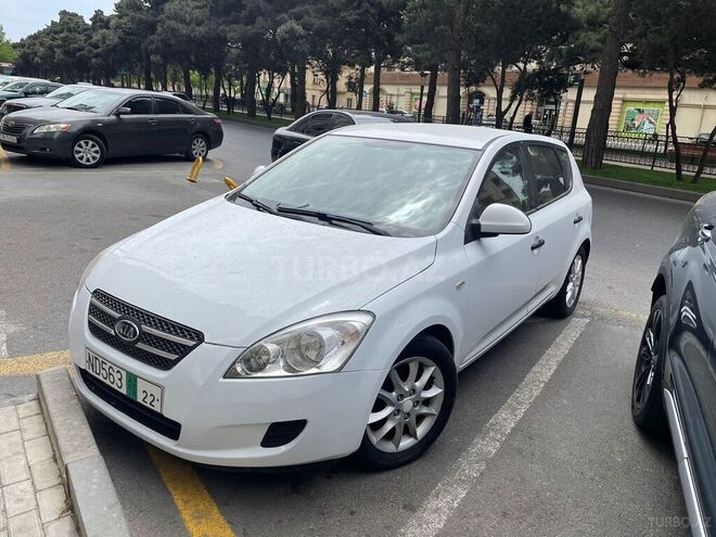 Kia Ceed 2008, 250,000 km - 1.6 l - Bakı