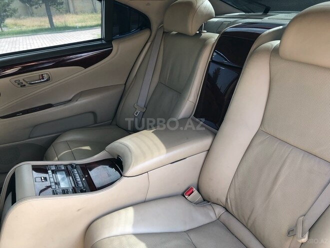 Lexus LS 460 2007, 235,000 km - 4.6 l - Bakı