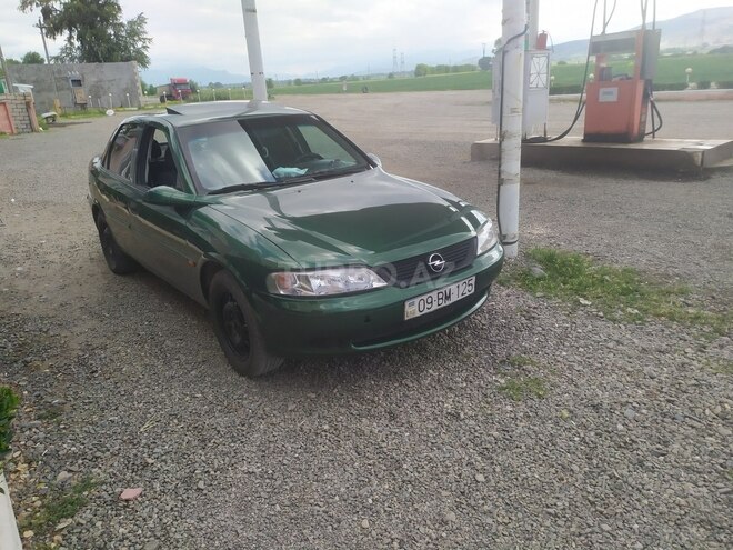 Opel Vectra 1996, 340,000 km - 1.8 l - Qazax