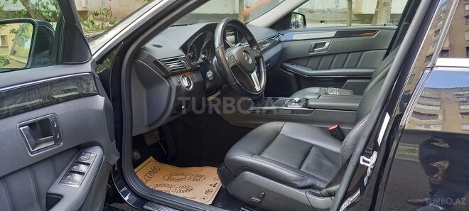 Mercedes E 220 2013, 300,947 km - 2.2 л - Bakı